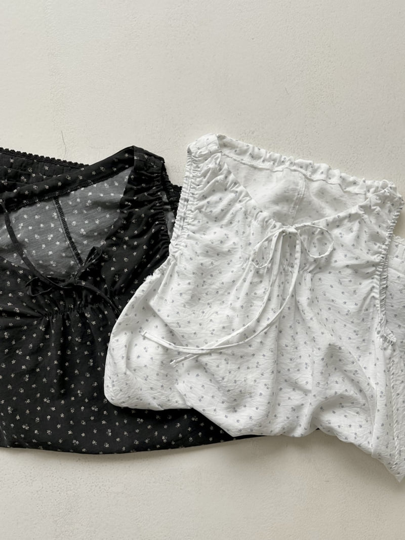 Dress U - Korean Women Fashion - #momslook - Mini Floral Lace One-Piece - 2