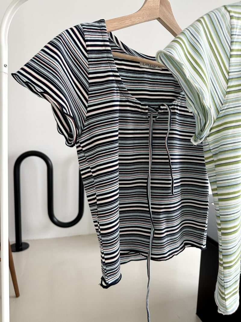 Dress U - Korean Women Fashion - #momslook - Striped Wave Tee - 5