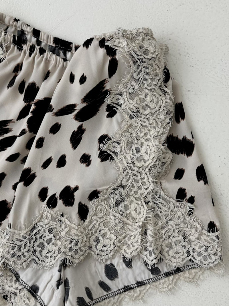Dress U - Korean Women Fashion - #momslook - Leopard Lace Pants - 12
