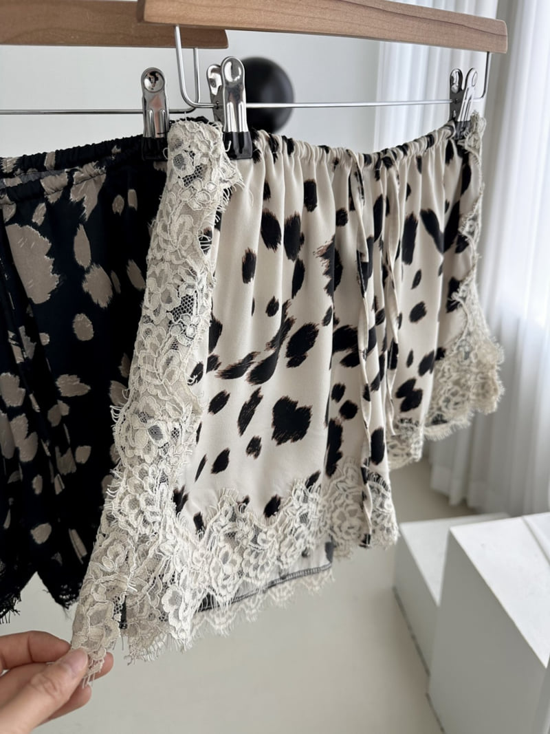 Dress U - Korean Women Fashion - #momslook - Leopard Lace Pants - 8