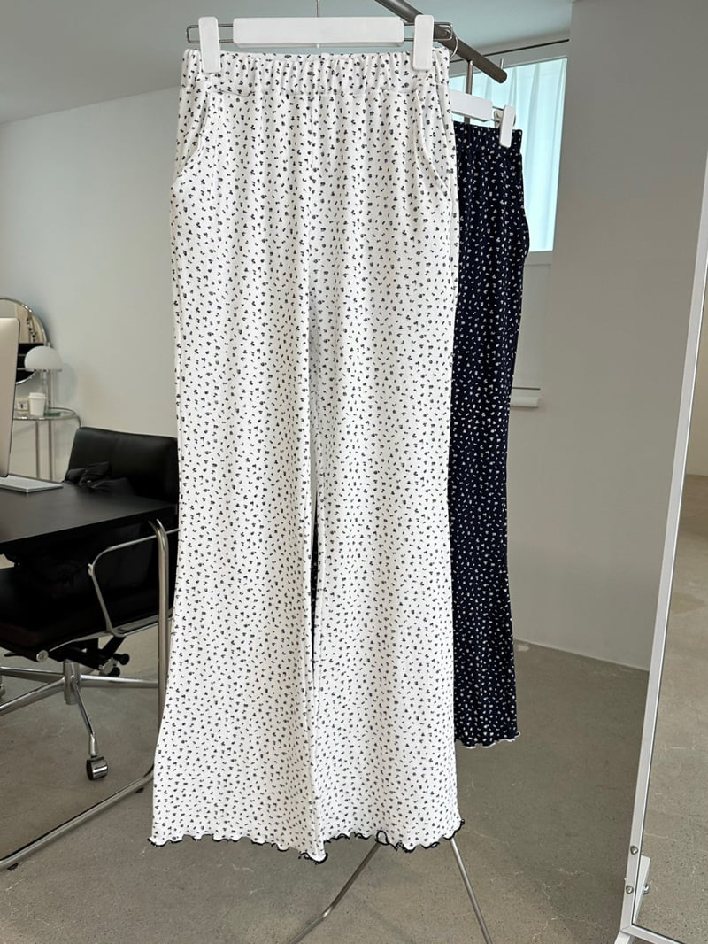 Dress U - Korean Women Fashion - #momslook - Holiday Punching Bootcut Pants - 12