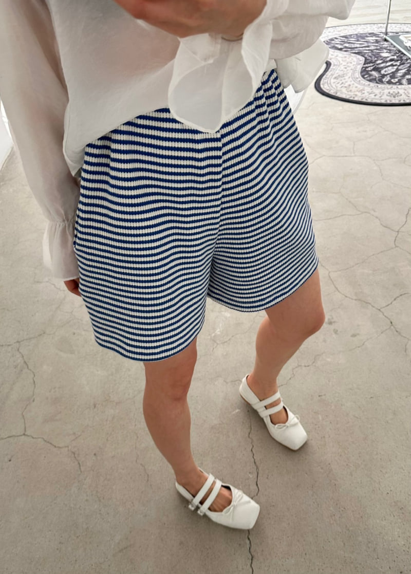 Dress U - Korean Women Fashion - #momslook - Waffle Stripe Shorts - 9
