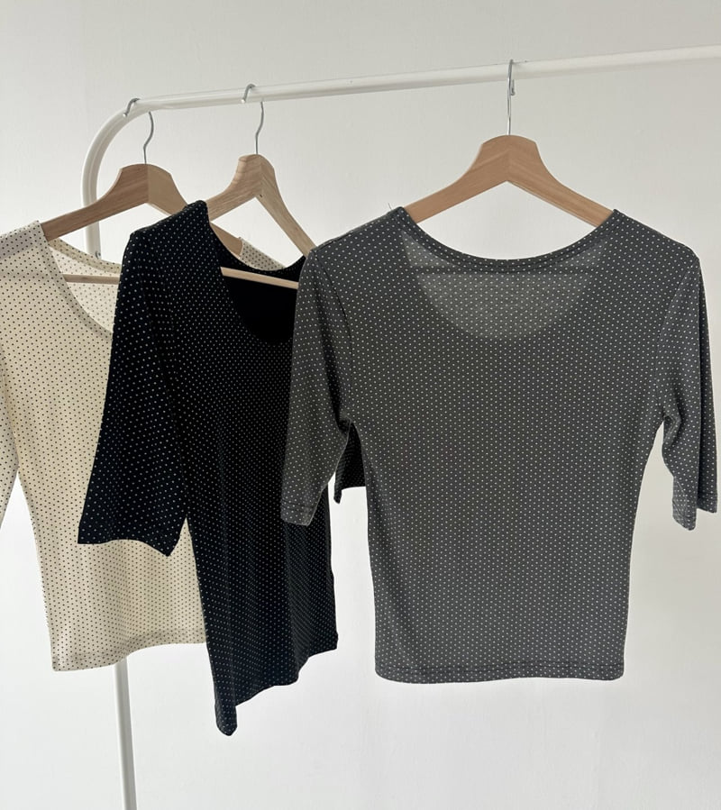 Dress U - Korean Women Fashion - #pursuepretty - Dot Stretch Tee - 4