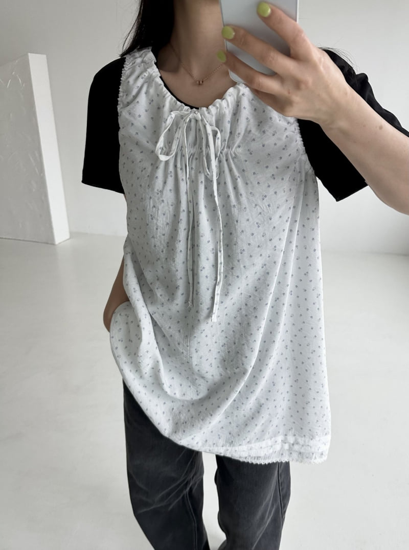 Dress U - Korean Women Fashion - #vintageinspired - Mini Floral Lace One-Piece - 10
