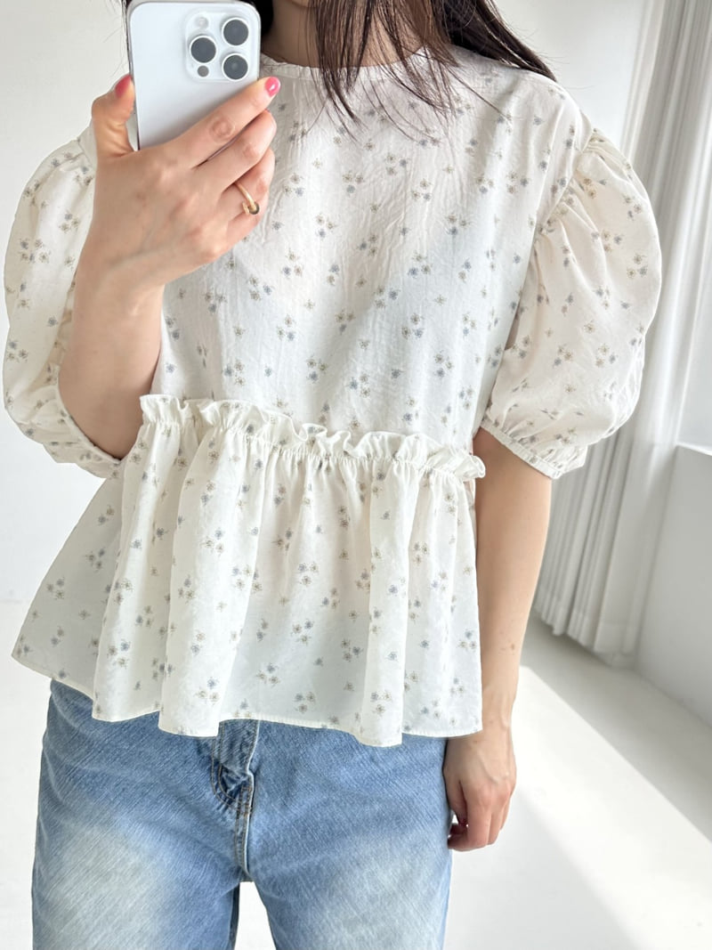 Dress U - Korean Women Fashion - #womensfashion - Floral Shirring Blouse - 5