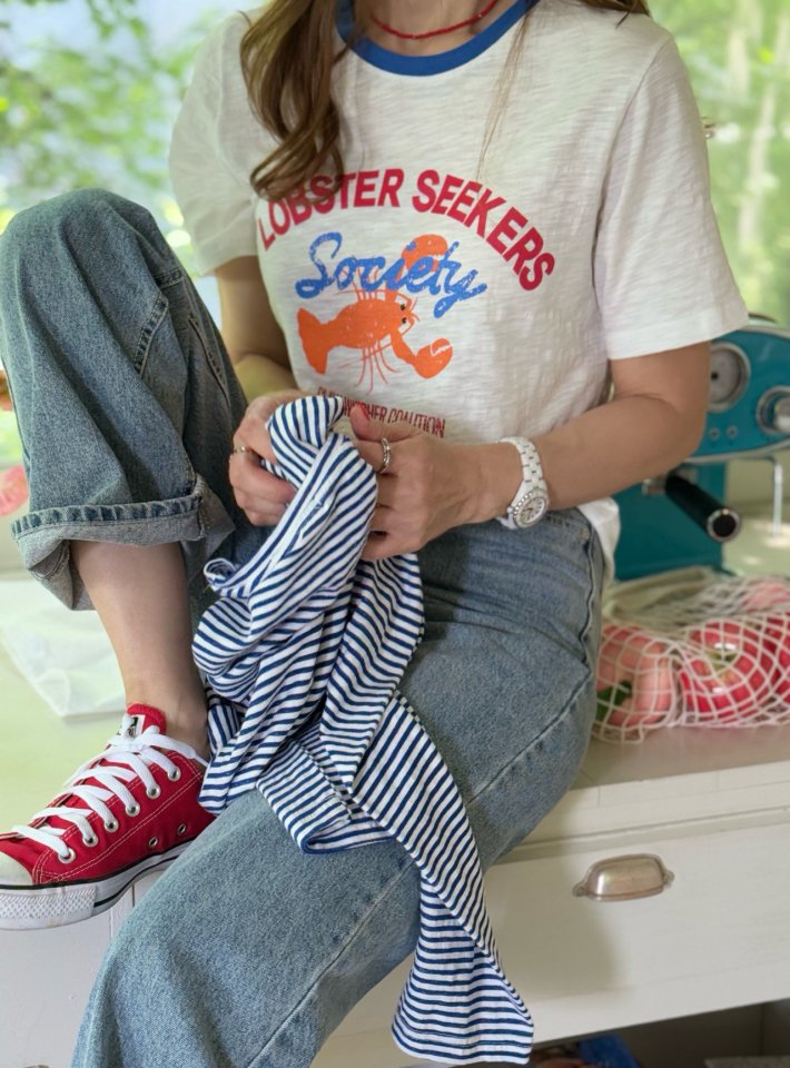 Elmu - Korean Women Fashion - #womensfashion - Lobster Short Sleeve Tee - 4