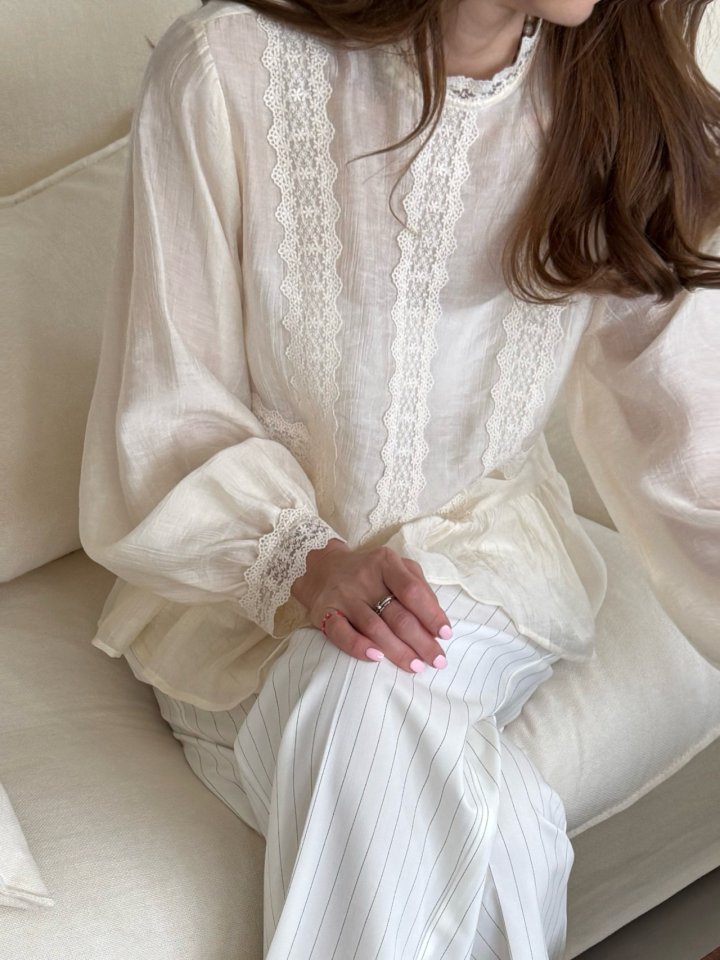 Elmu - Korean Women Fashion - #womensfashion - Atelier Blouse - 10