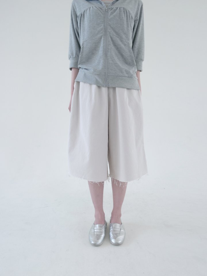 Enten - Korean Women Fashion - #womensfashion - Cutting Bermuda Pants - 4