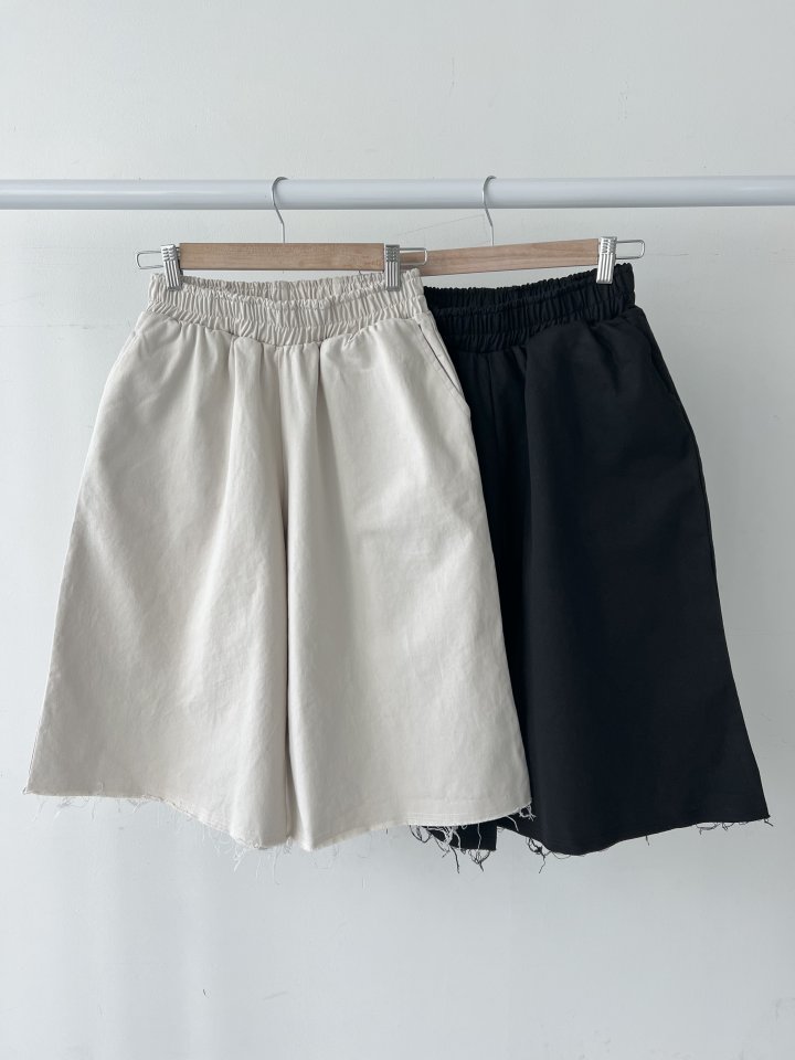 Enten - Korean Women Fashion - #womensfashion - Cutting Bermuda Pants - 7