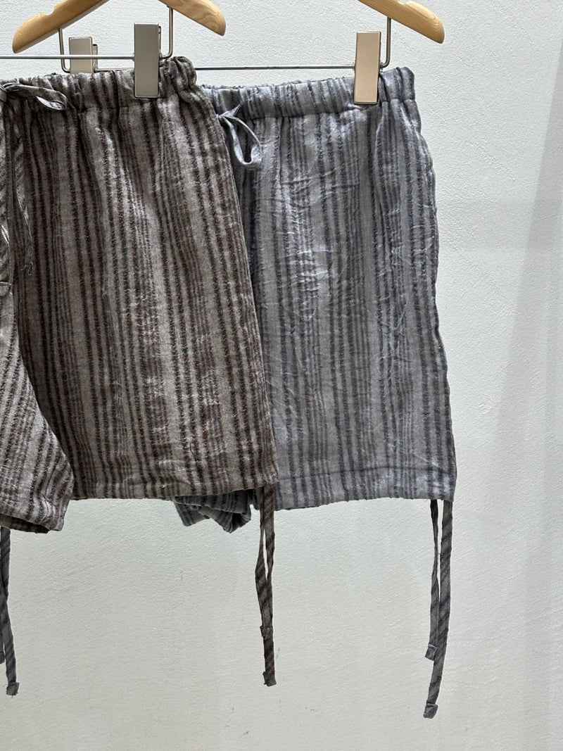 Flash - Korean Women Fashion - #momslook - Dolphin Pants - 12