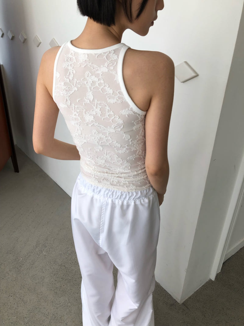 Flash - Korean Women Fashion - #restrostyle - Cheche Sleeveless - 11