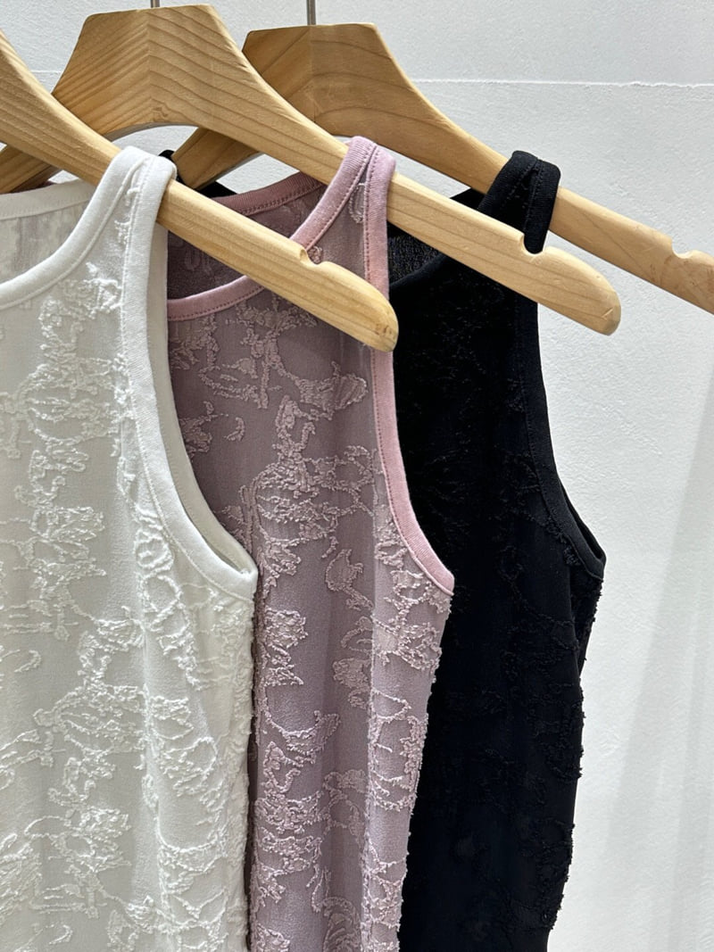 Flash - Korean Women Fashion - #romanticstyle - Cheche Sleeveless - 12