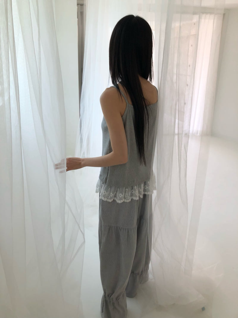 Flash - Korean Women Fashion - #womensfashion - Music Sleeveless - 2