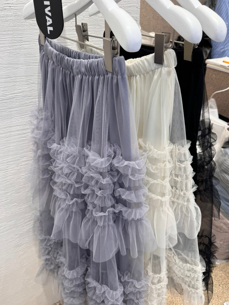 Heil - Korean Women Fashion - #momslook - Shiny Frill Skirt - 2