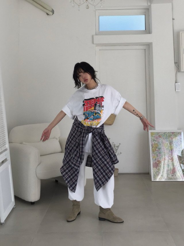 Heil - Korean Women Fashion - #momslook - Pig Sensible Tee - 5