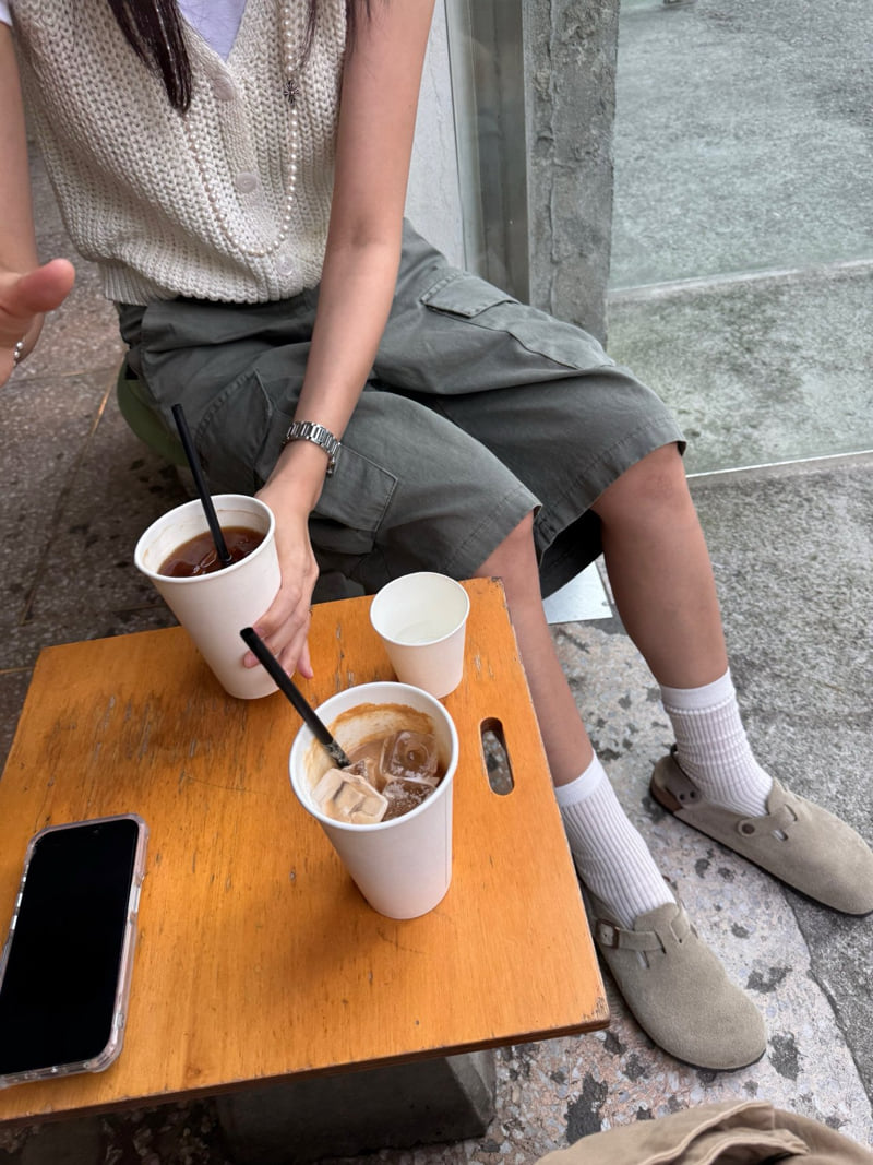 Heil - Korean Women Fashion - #momslook - Pig Cargo Bermuda Pants - 8