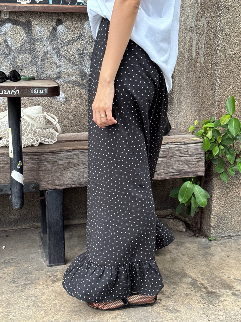 Heil - Korean Women Fashion - #shopsmall - Polka Dot Frill Maxi Skirt - 7