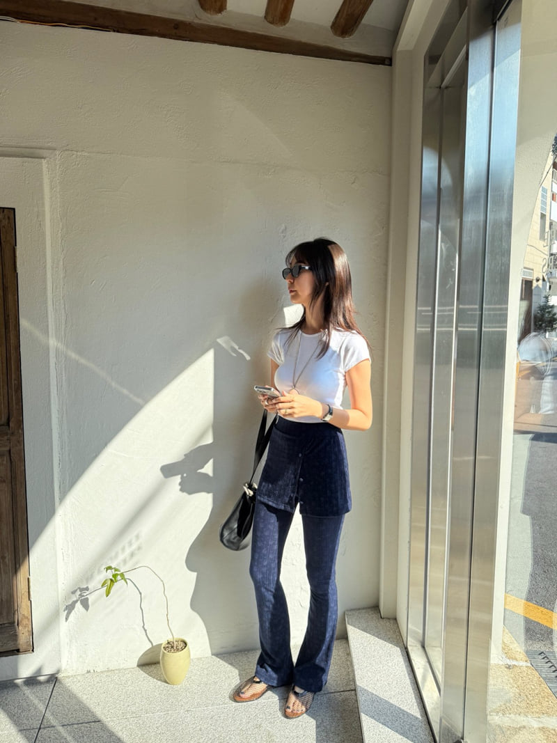 Heil - Korean Women Fashion - #vintageinspired - Floral Layered Pants - 8