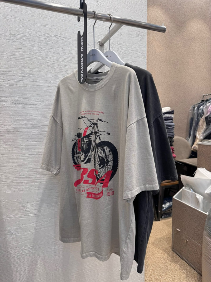Heil - Korean Women Fashion - #vintagekidsstyle - Pig Motorcycle Tee - 2