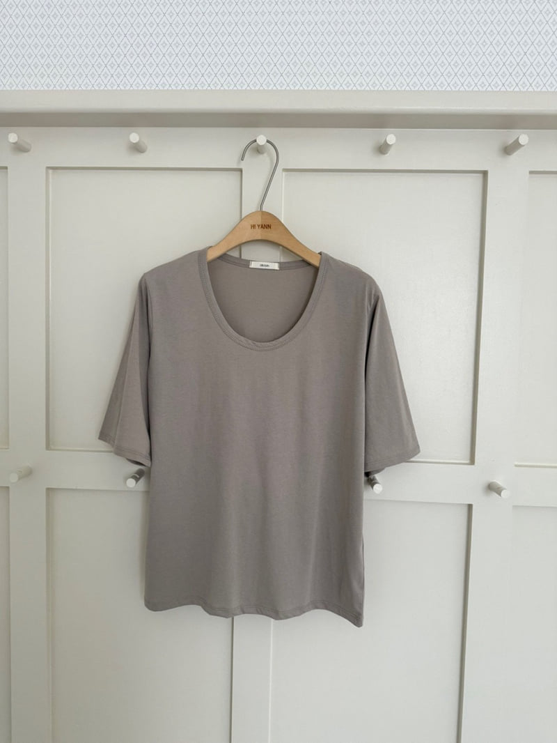 Hiyann - Korean Women Fashion - #romanticstyle - Lisa Cotton Tee - 4