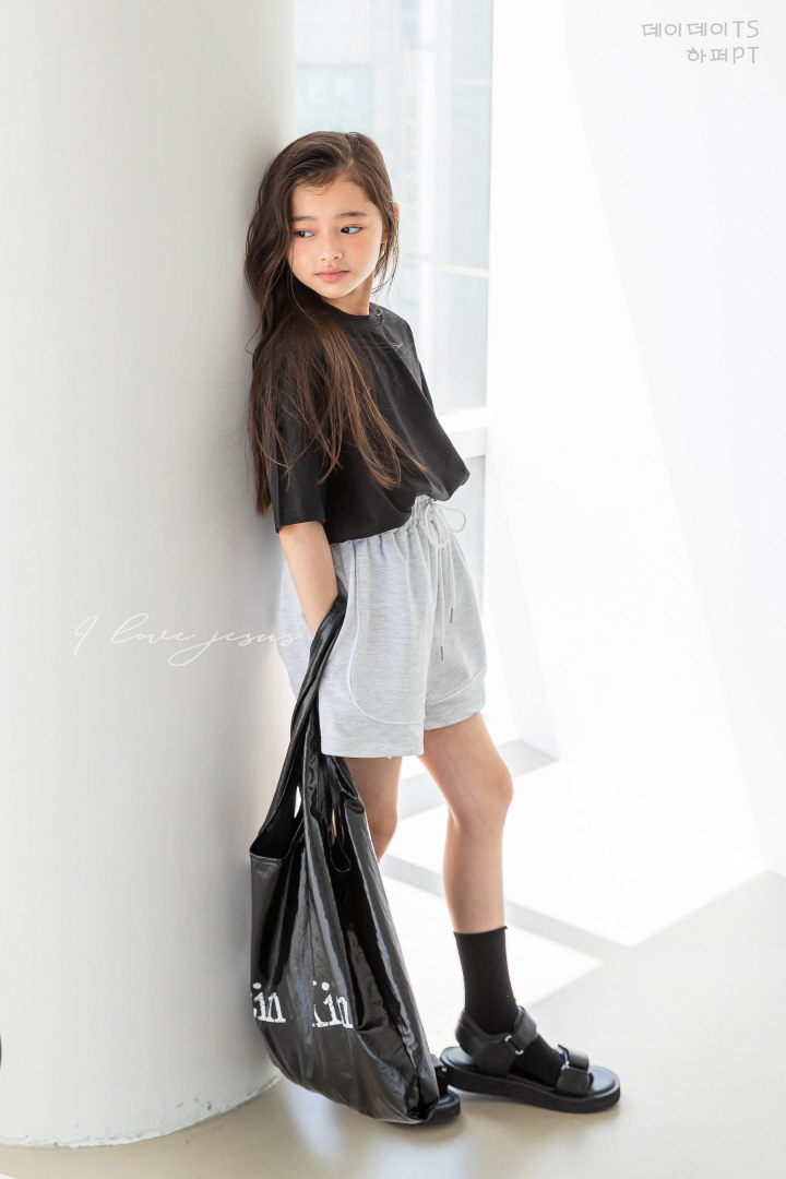 I Love Jesus - Korean Children Fashion - #prettylittlegirls - Dayday Short Sleeve Tee - 10