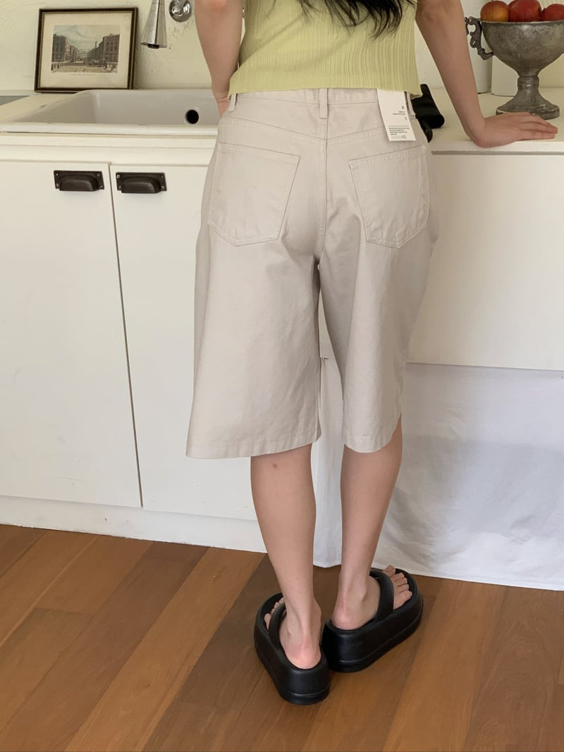 I'm here - Korean Women Fashion - #momslook - Bio-washed Bermuda Pants - 10