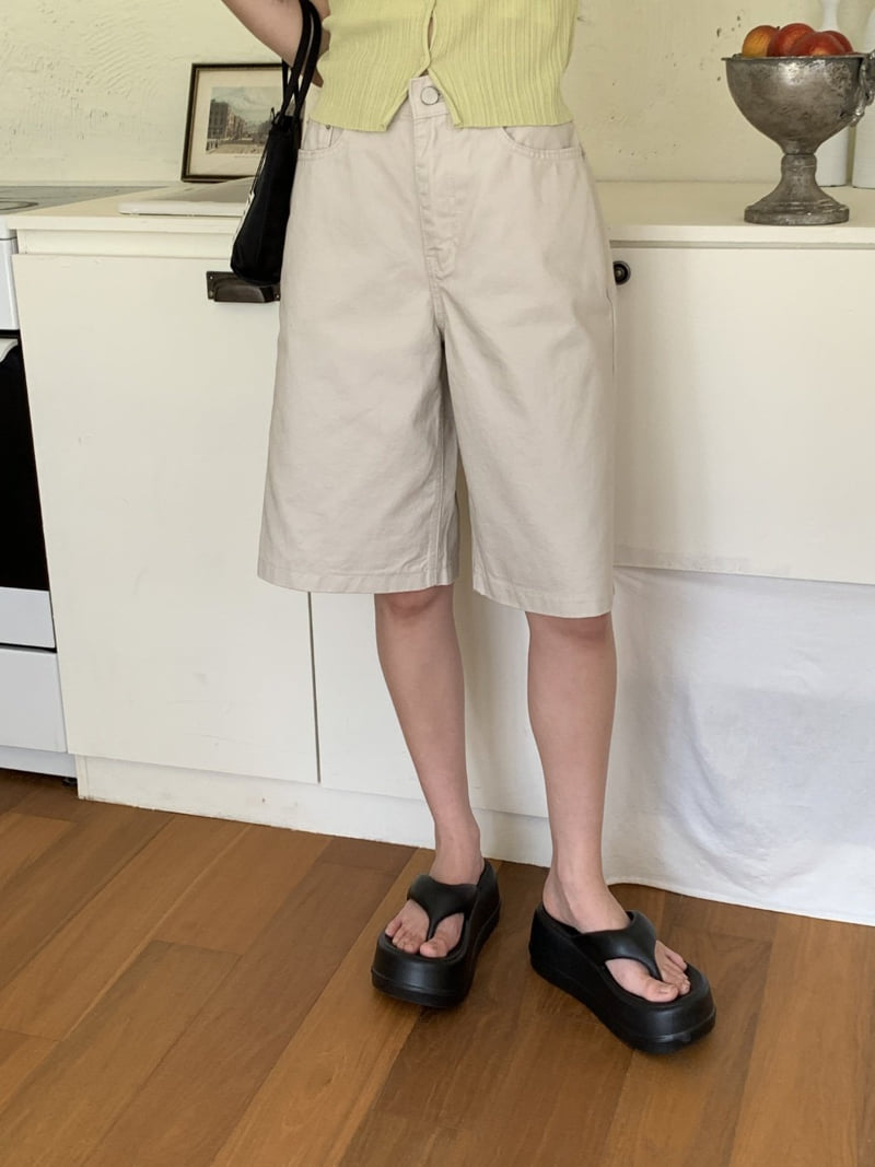 I'm here - Korean Women Fashion - #momslook - Bio-washed Bermuda Pants - 12