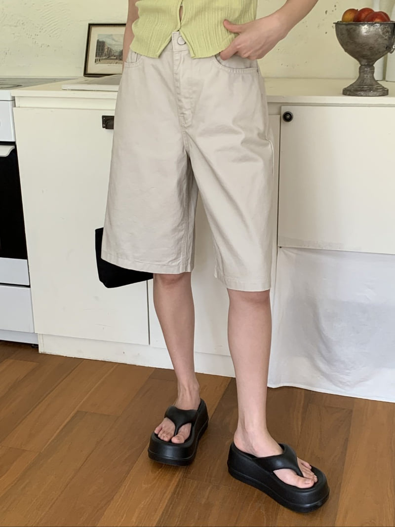 I'm here - Korean Women Fashion - #momslook - Bio-washed Bermuda Pants - 6
