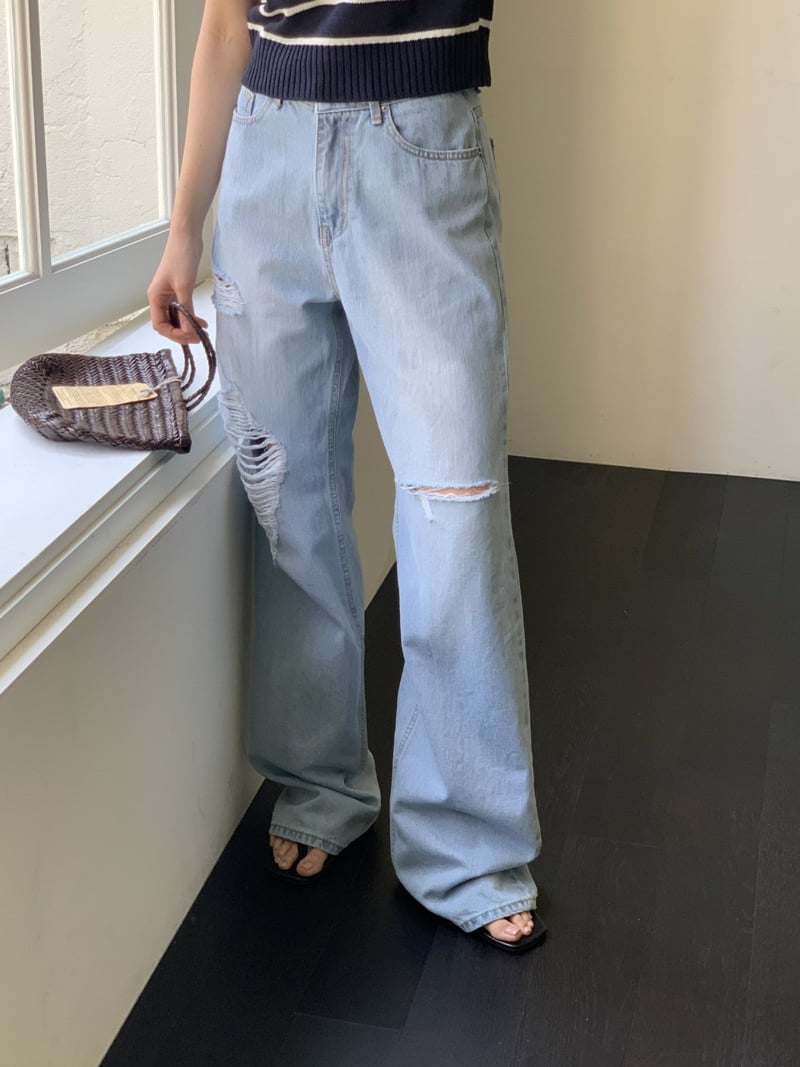 I'm here - Korean Women Fashion - #momslook - Vintage Straight Light Blue Wide Denim Pants - 2