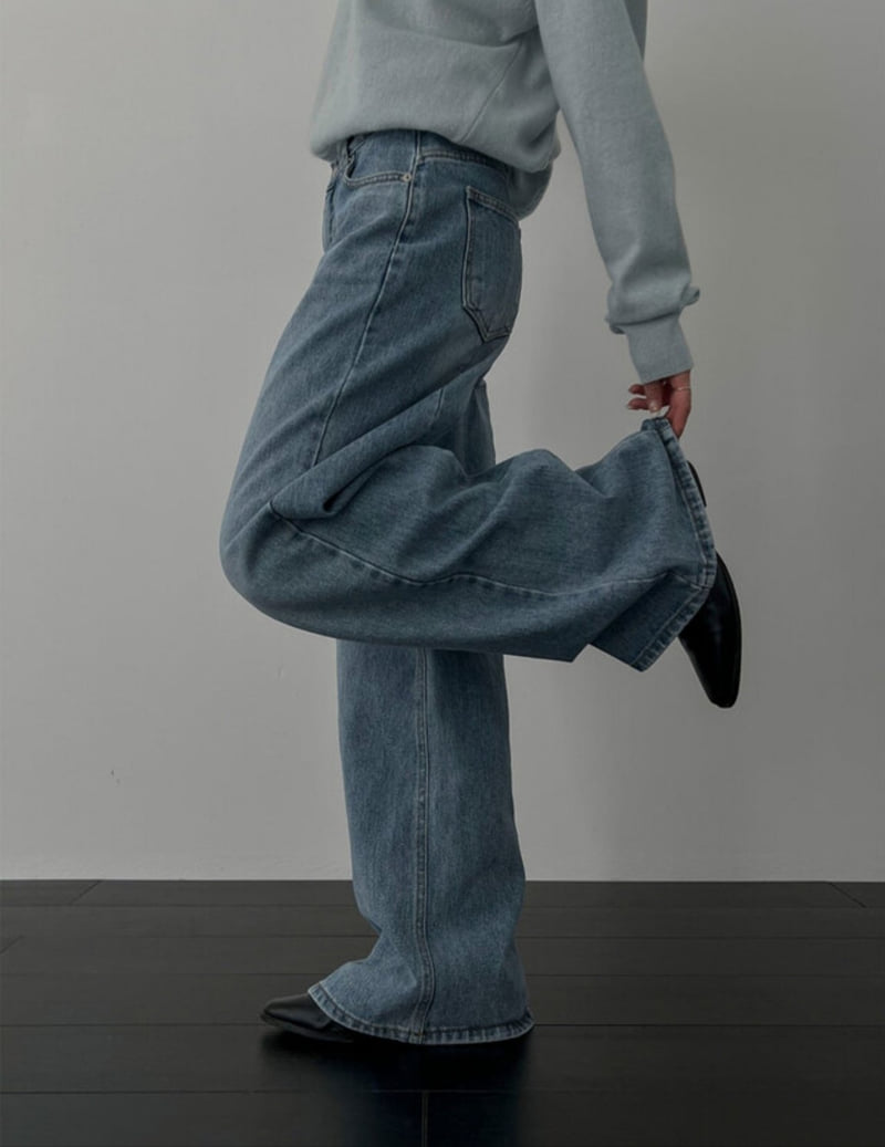 I'm here - Korean Women Fashion - #pursuepretty - Back-Slit Stretch Wide Denim Pants   - 5