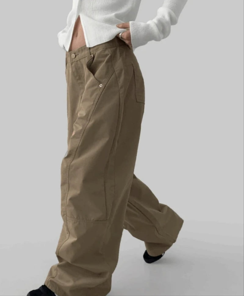 I'm here - Korean Women Fashion - #romanticstyle - Curved Seam Denim Pants