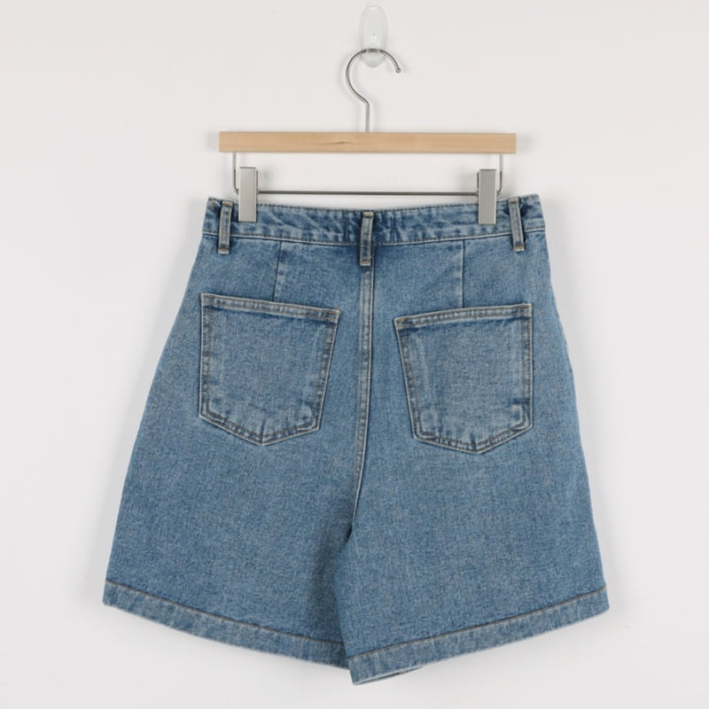 I'm here - Korean Women Fashion - #thatsdarling - Pintuck Flare Denim Shorts - 6