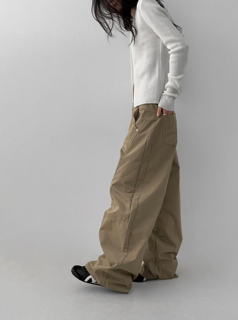 I'm here - Korean Women Fashion - #thatsdarling - Curved Seam Denim Pants - 4