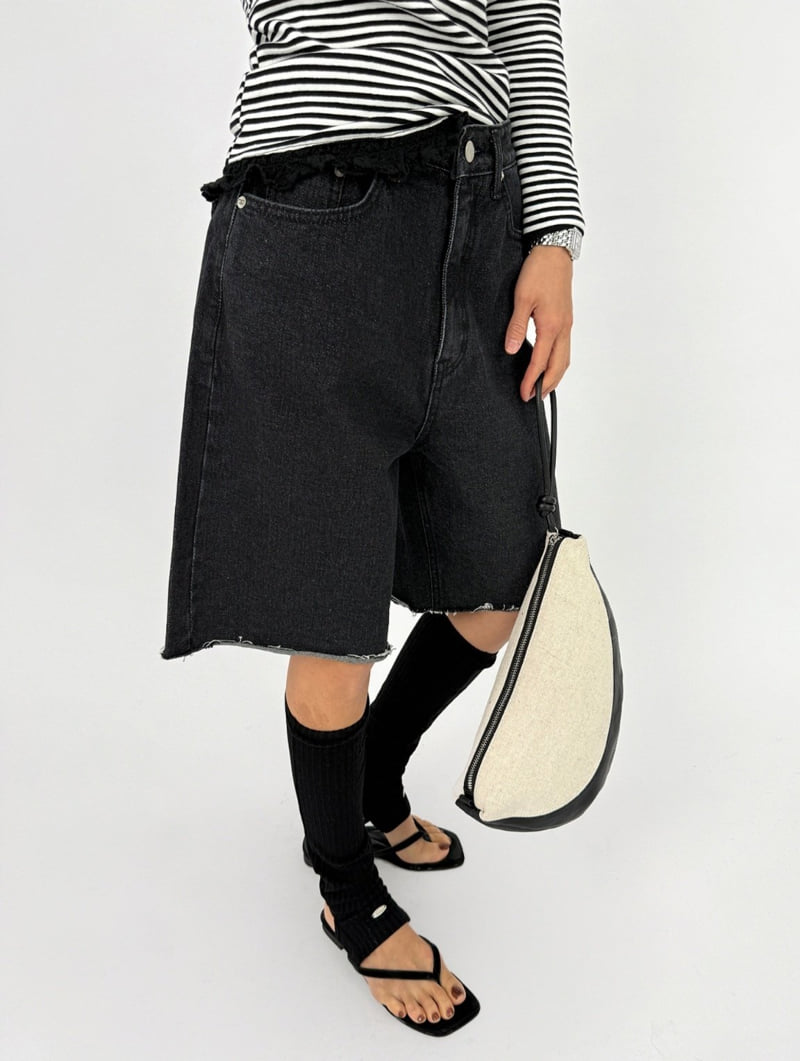 I'm here - Korean Women Fashion - #vintageinspired - Black Denim Shorts