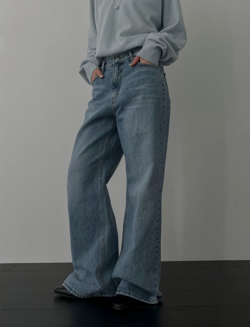 I'm here - Korean Women Fashion - #womensfashion - Back-Slit Stretch Wide Denim Pants   - 2