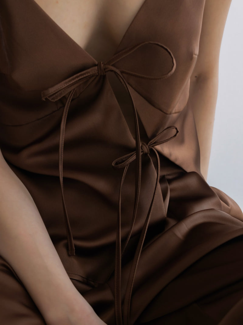 Inssense - Korean Women Fashion - #momslook - Wave Detail Two Way Satin Bustier - 6