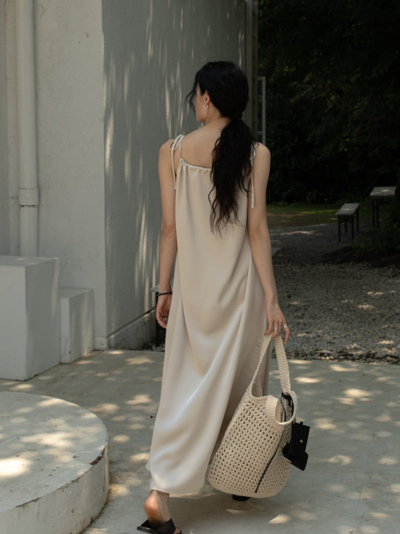 Inssense - Korean Women Fashion - #pursuepretty - String Detail Silhouette Maxi Silky One-piece - 4
