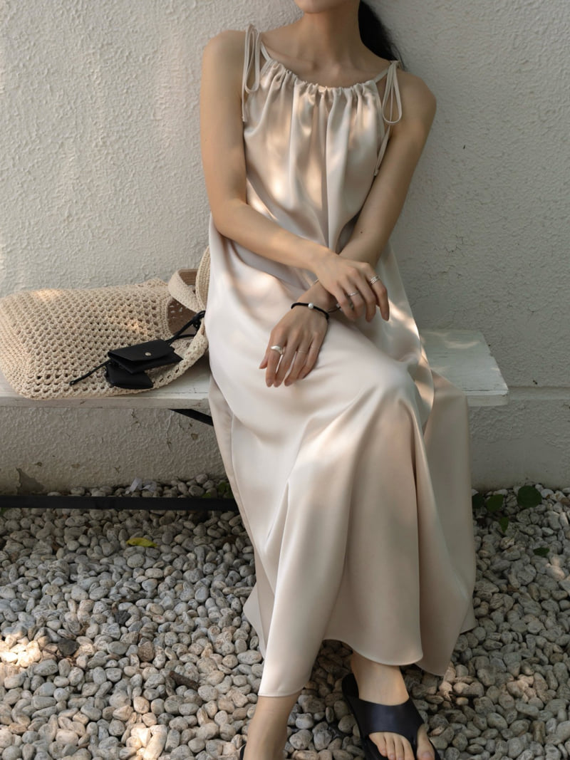 Inssense - Korean Women Fashion - #romanticstyle - String Detail Silhouette Maxi Silky One-piece - 5