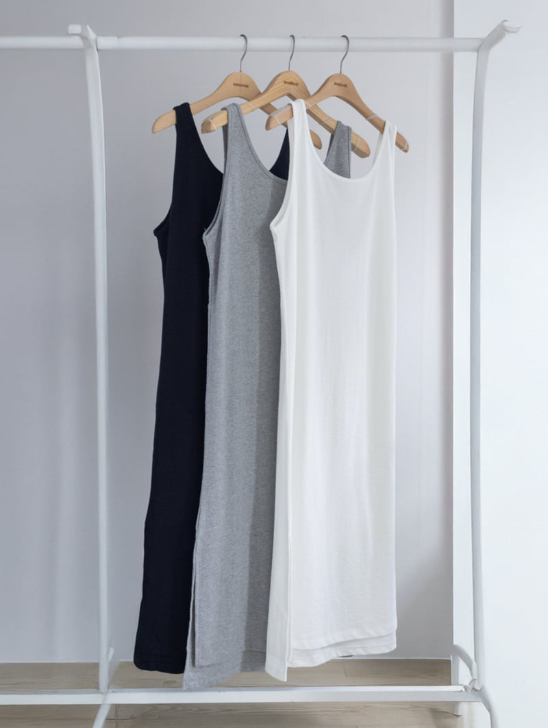 Inssense - Korean Women Fashion - #romanticstyle - Side Slit Backless Cotton Maxi One-piece - 4