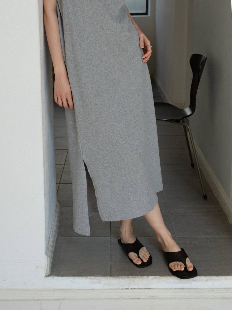 Inssense - Korean Women Fashion - #womensfashion - Side Slit Backless Cotton Maxi One-piece - 10