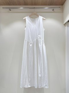 J dew - Korean Women Fashion - #momslook - Zigzag Shirring One-piece - 2