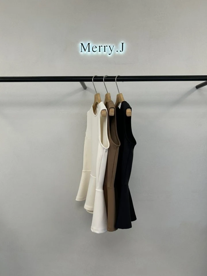 Merry J - Korean Women Fashion - #momslook - Nova Wave Tee - 7