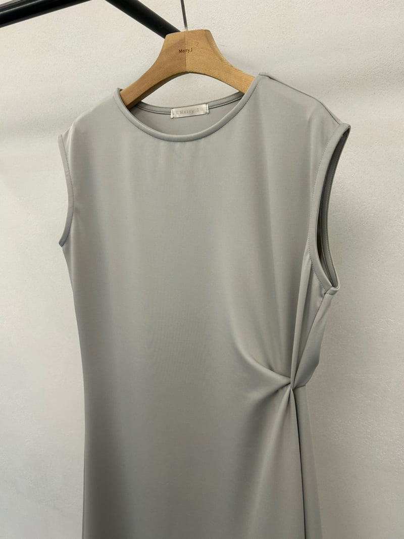 Merry J - Korean Women Fashion - #momslook - Twist Detail One-piece - 11