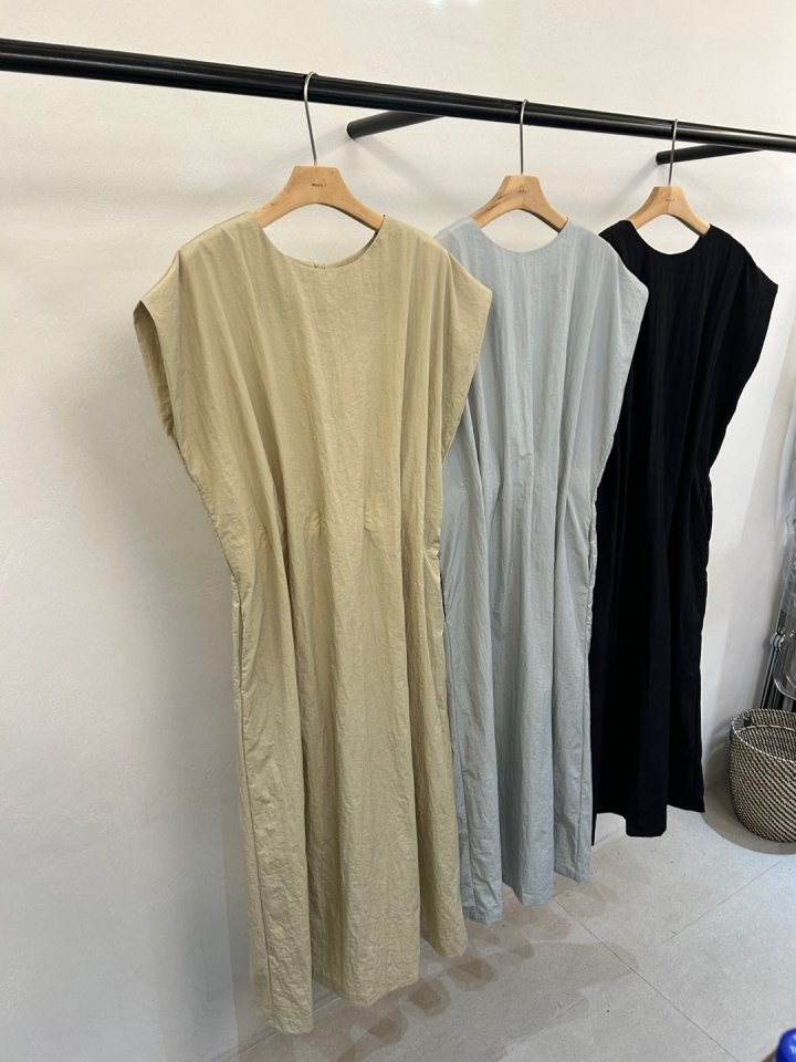 Merry J - Korean Women Fashion - #restrostyle - Monju Banding One-piece - 2
