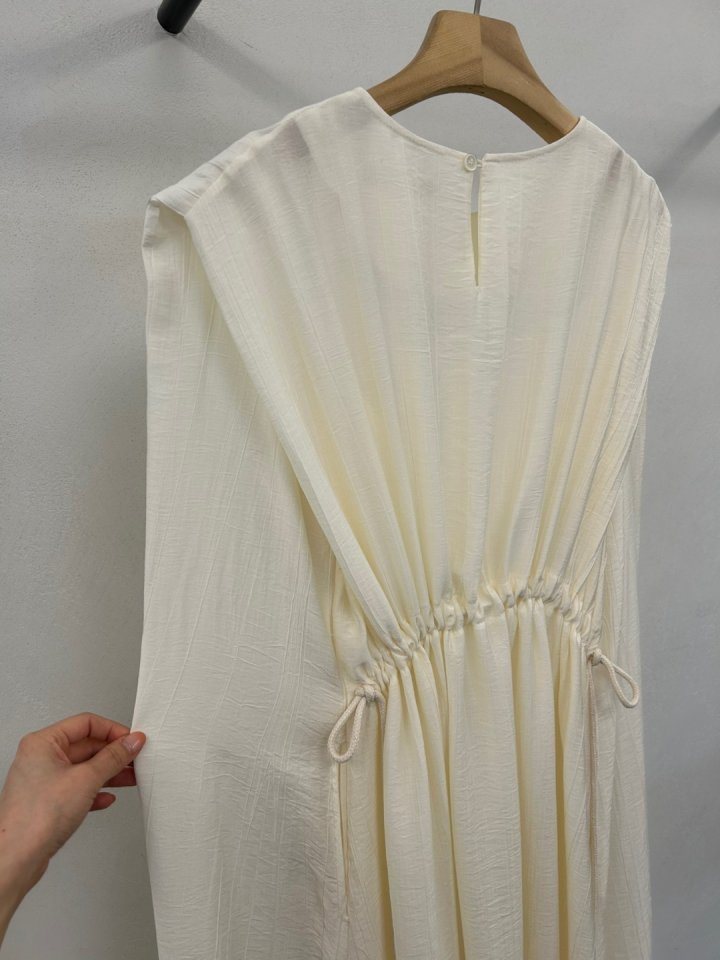 Merry J - Korean Women Fashion - #womensfashion - Pleated Goddess One-piece - 11