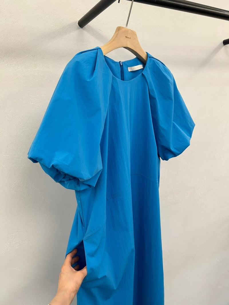 Merry J - Korean Women Fashion - #womensfashion - Tory Puff Sleeve One-piece - 9