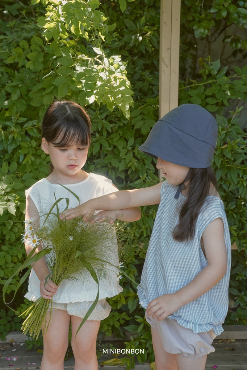 Mini Bongbong - Korean Children Fashion - #designkidswear - Leaf Frill Blouse