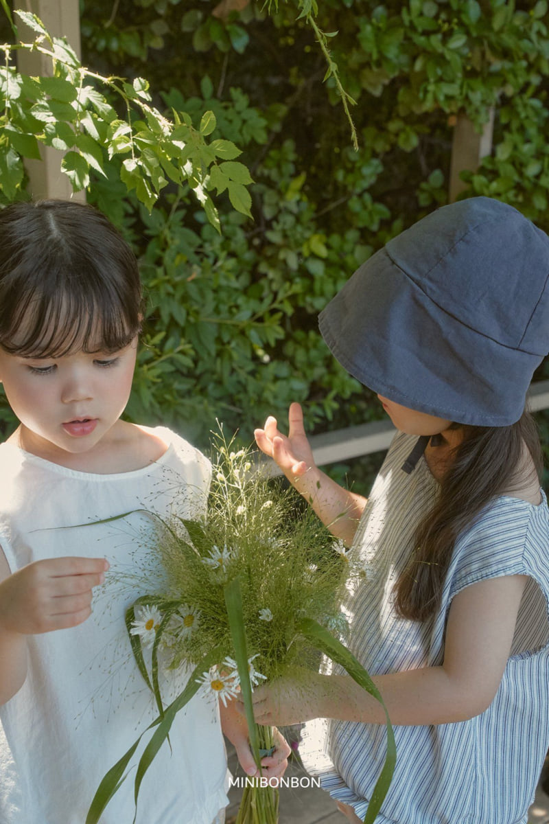 Mini Bongbong - Korean Children Fashion - #prettylittlegirls - Leaf Frill Blouse - 11