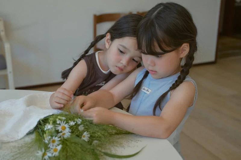 Mini Bongbong - Korean Children Fashion - #prettylittlegirls - DinDin Ribbed Sleeveless Top - 7