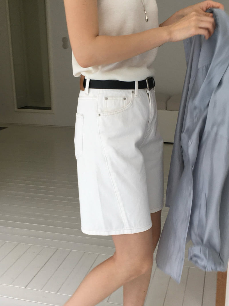 Moani - Korean Women Fashion - #momslook - Essential Short Denim Pants - 5